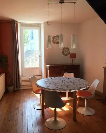 Homestay szállás Grande Dans Maison De Centre Ville